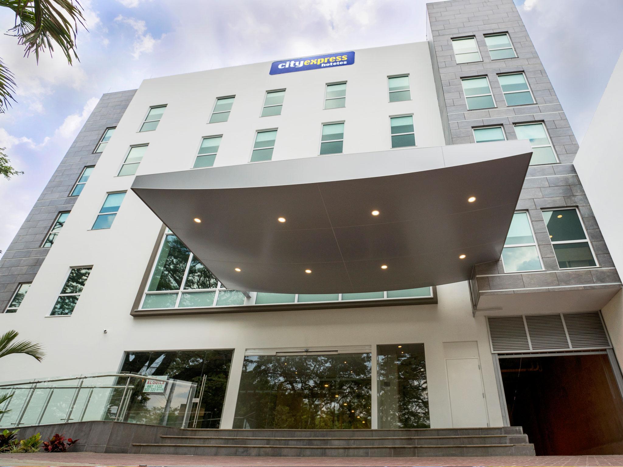 City Express Plus By Marriott Cali Colombia מראה חיצוני תמונה