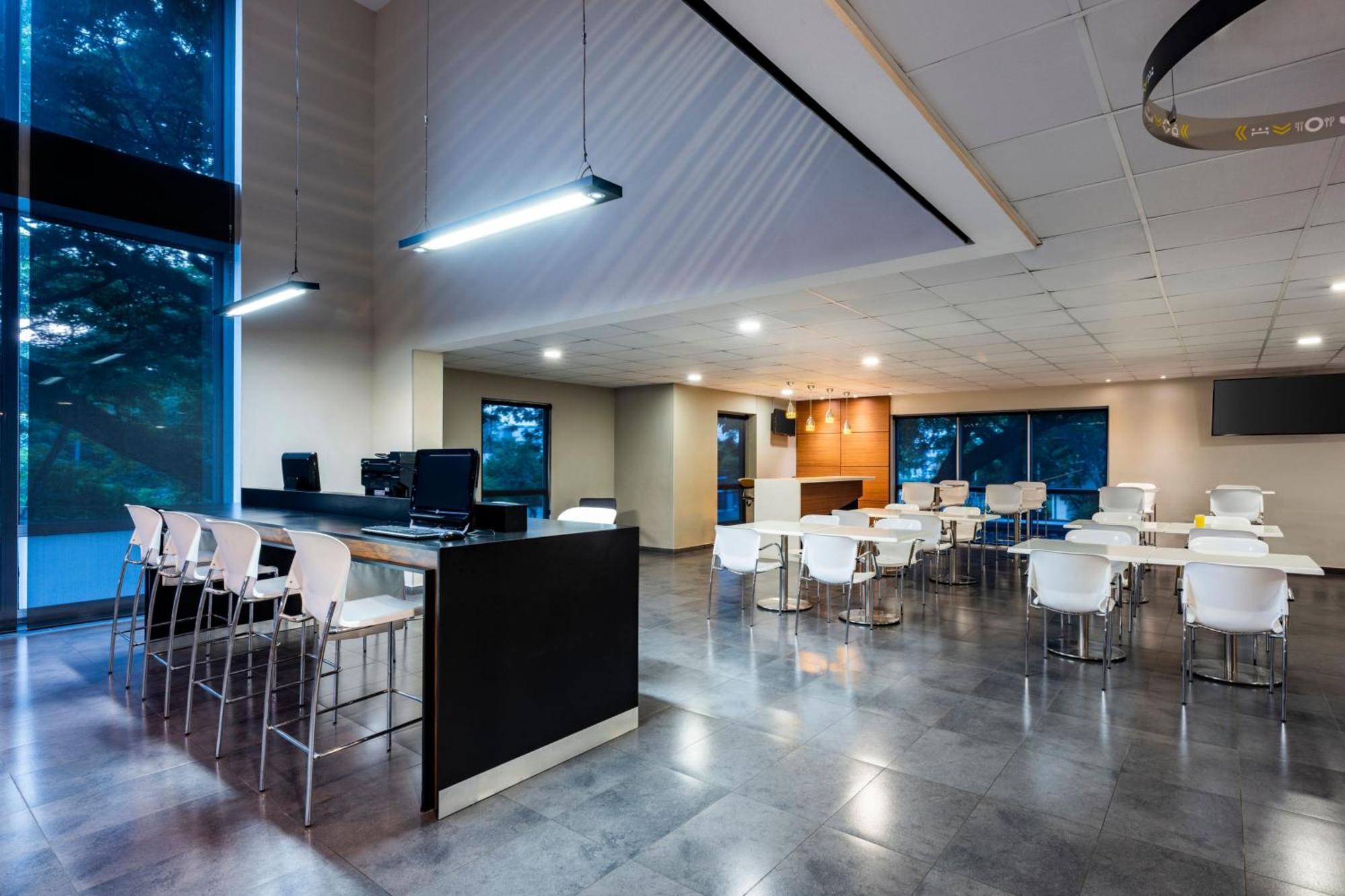 City Express Plus By Marriott Cali Colombia מראה חיצוני תמונה