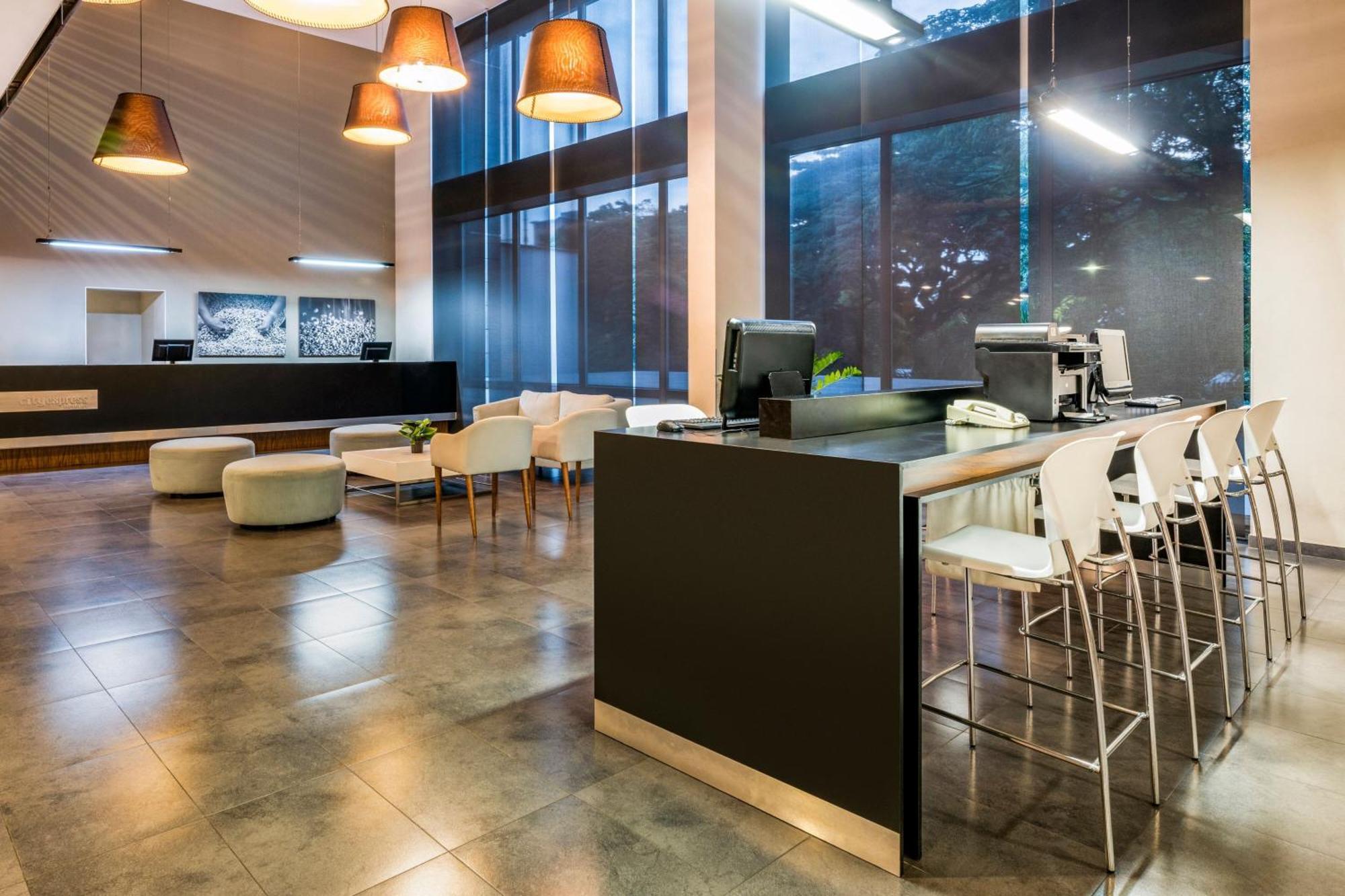 City Express Plus By Marriott Cali Colombia מראה חיצוני תמונה