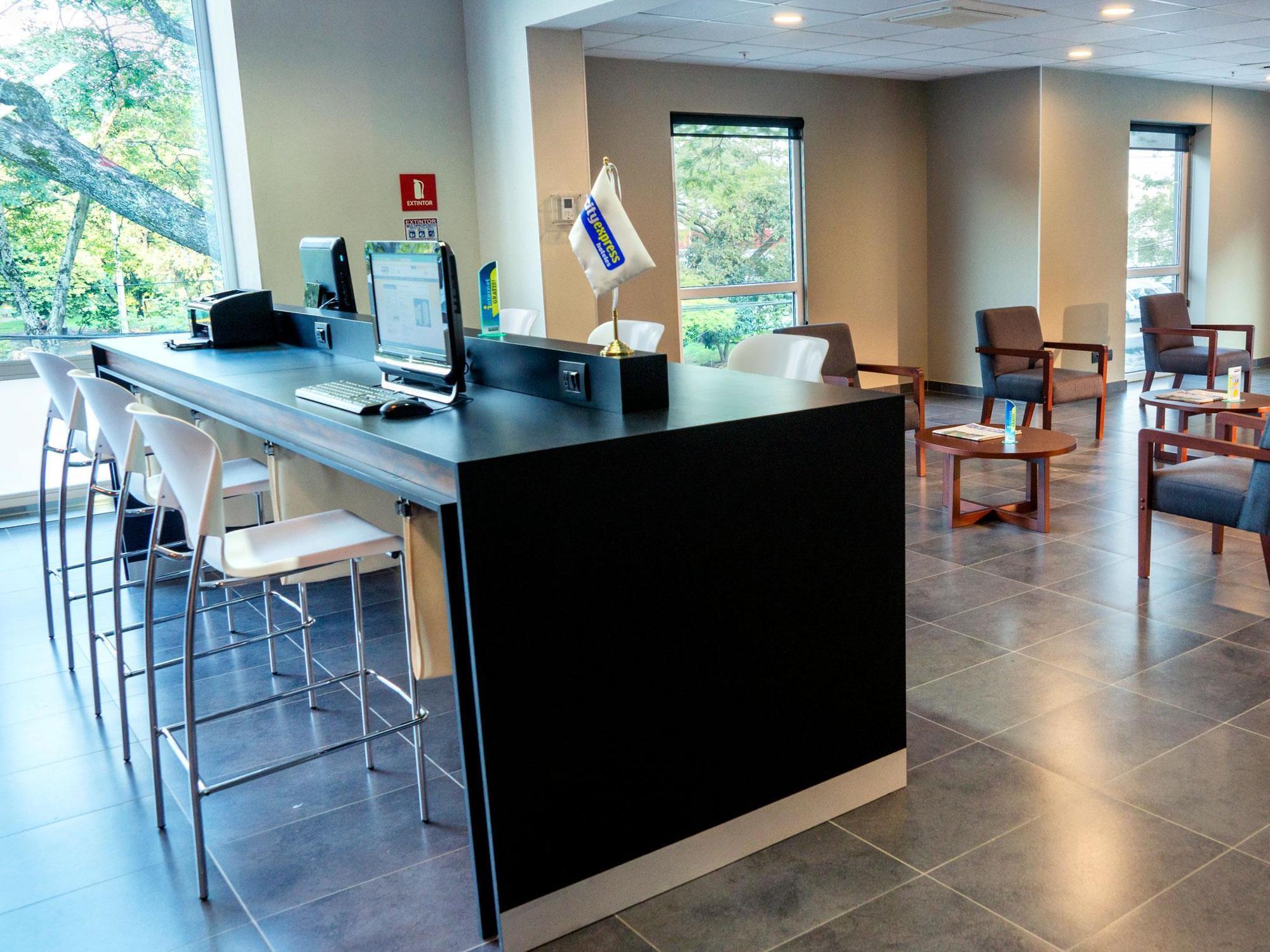 City Express Plus By Marriott Cali Colombia מראה חיצוני תמונה
